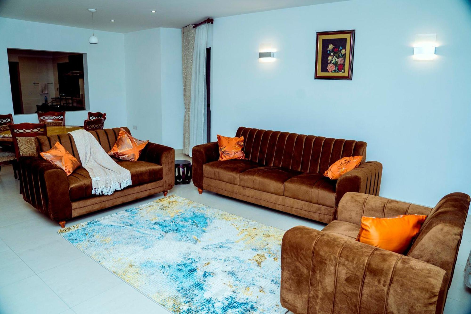 Flo'S Eco Residence Dar es Salaam Bagian luar foto