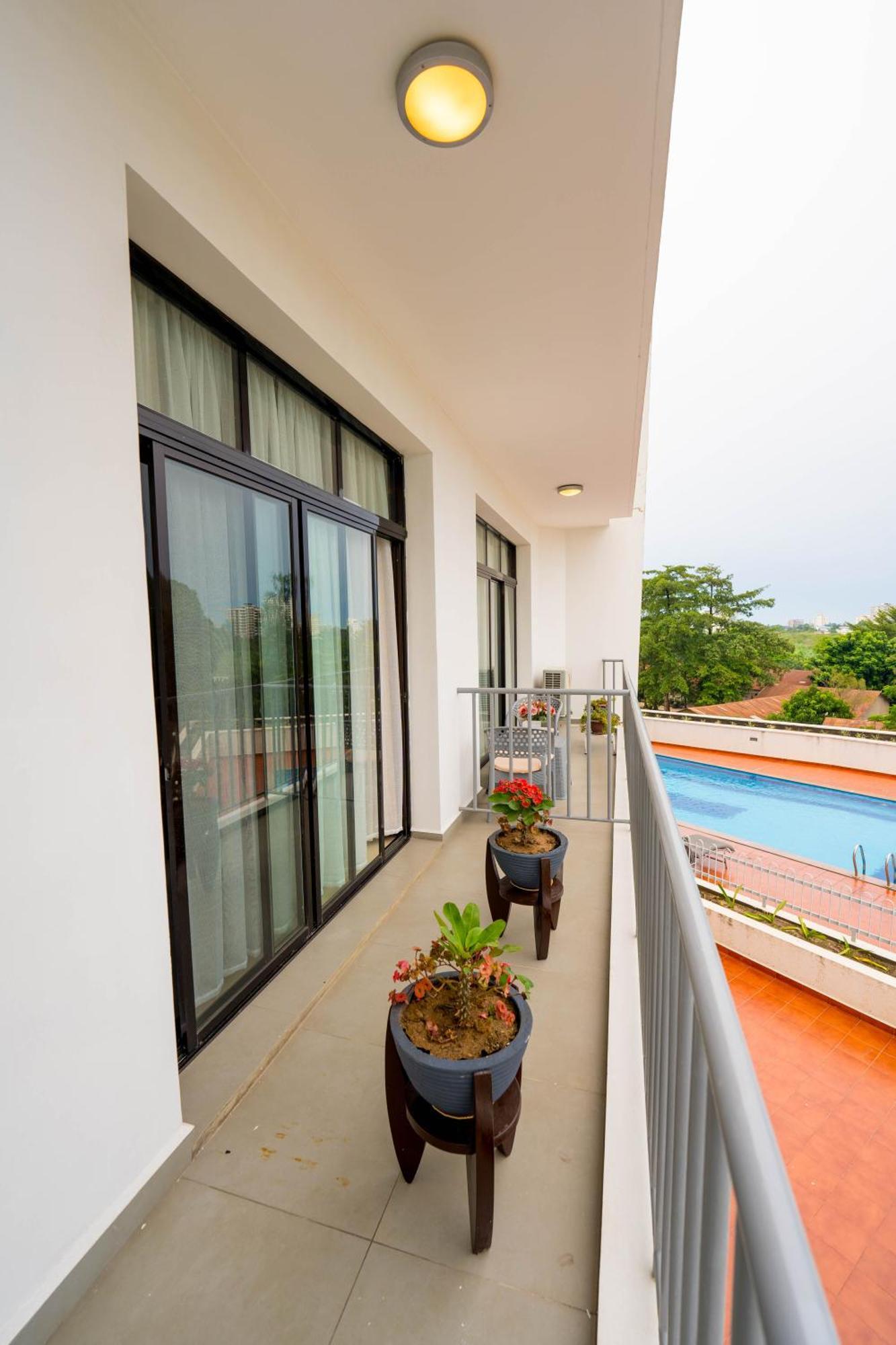 Flo'S Eco Residence Dar es Salaam Bagian luar foto